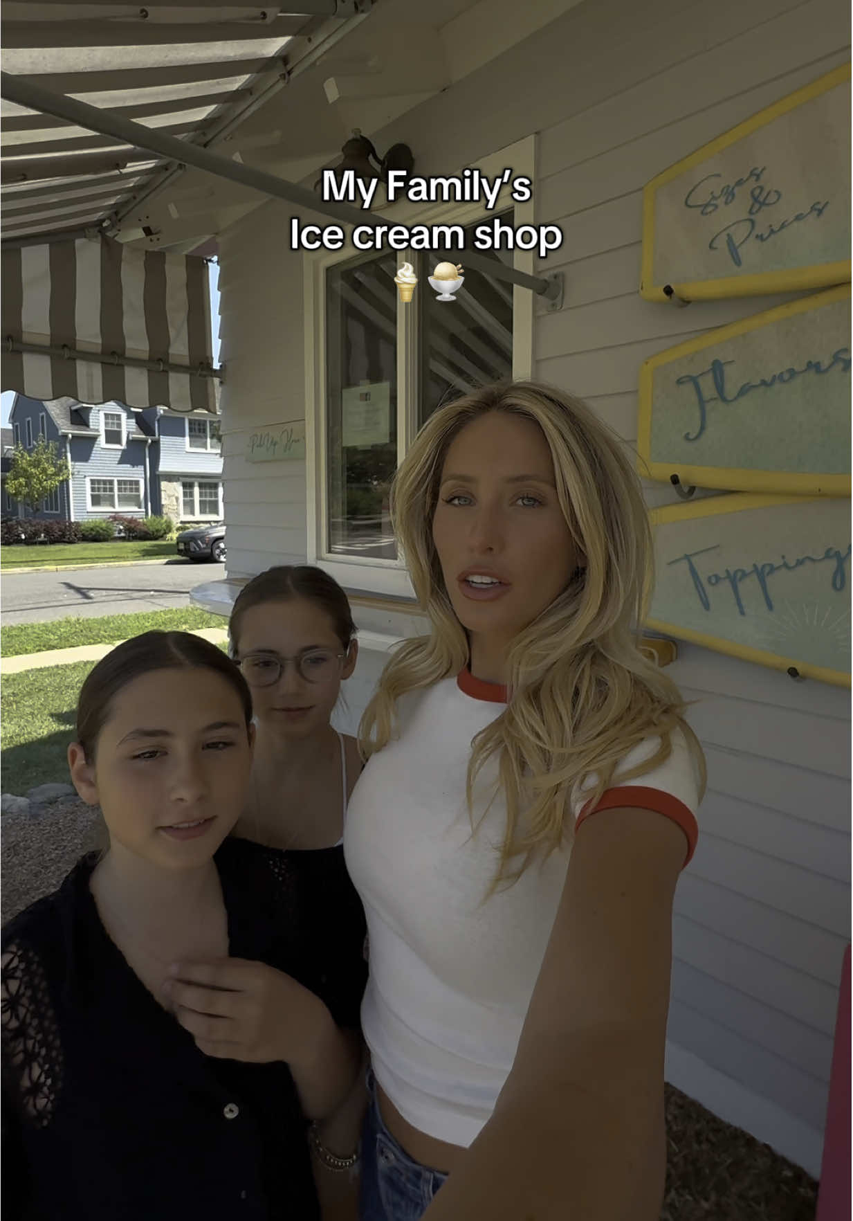 Surfside Always hits the spot. And the ice cream float w poppi is insane 