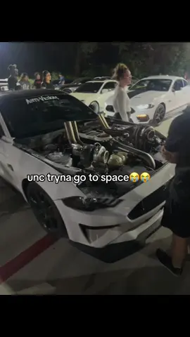 like what on earth 😭 #foryou #mustang #s550 #10speed #viral 