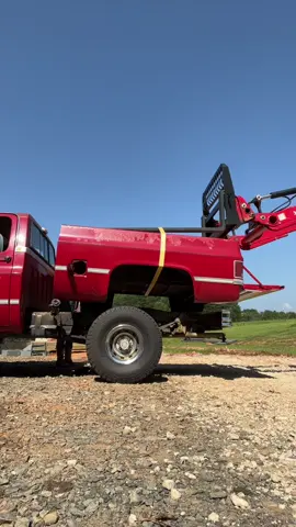 Square body bed removal 😎 #ripozzy #fyp #squarebodychevy #squarebody 