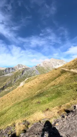 #nature #landscape #view #mountain #frenchalps #calm #breathe #montagne #mountainvibes #trekking #randonnée #hikingadventures #france 