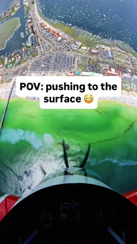 For anyone wondering what I see when I push to the surface here it is😳🇺🇸🇺🇸 #givesyouwiiings @Red Bull @Red Bull Air Force @insta360 official  