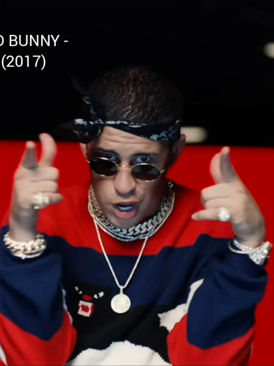 SÍGUEME ===>> @URBAN CLICK  NACHO, YANDEL, BAD BUNNY - BÁILAME (REMIX) (2017) #BADBUNNY #foryou #xybca 