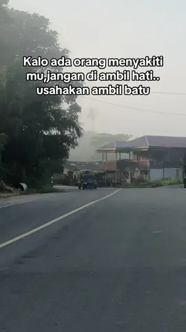 Lempar kepalanya🤣#lintastimurutara #temansepotong🤏 #bronyossteam @DriverKece_001 @_denijadul 