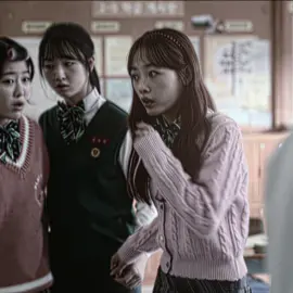 Having a hate-love relationship with her #nayeon #nayeonaouad #nayeonallofaredead #allofusaredead #allofusaredeadnetflix #aouad #kdrama (cc:impvlse, scp: xkdramapacks)