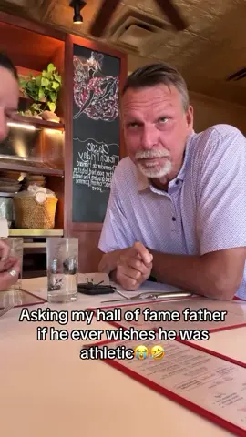 Randy Johnson’s daughter asked if he ever wishes that he was more athletic and his responses were absolutely priceless 😅 (🎥 via @Willow) #randyjohnson #MLB #mlbtiktok #baseball #halloffame #baseballtiktok #baseballtiktoks #diamondbacks #mariners 