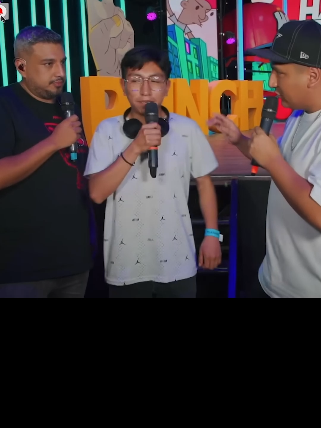 DJ TONY aplica los consejos de Ricardo part 2 #comedia #comedyvideo #hablandohuevadas #memestiktok #sonrisa #humor #fyp #risastiktok #paratiiiiiiiiiiiiiiiiiiiiiiiiiiiiiii #xybca #xdddddd #mujeres #coquetear #funny