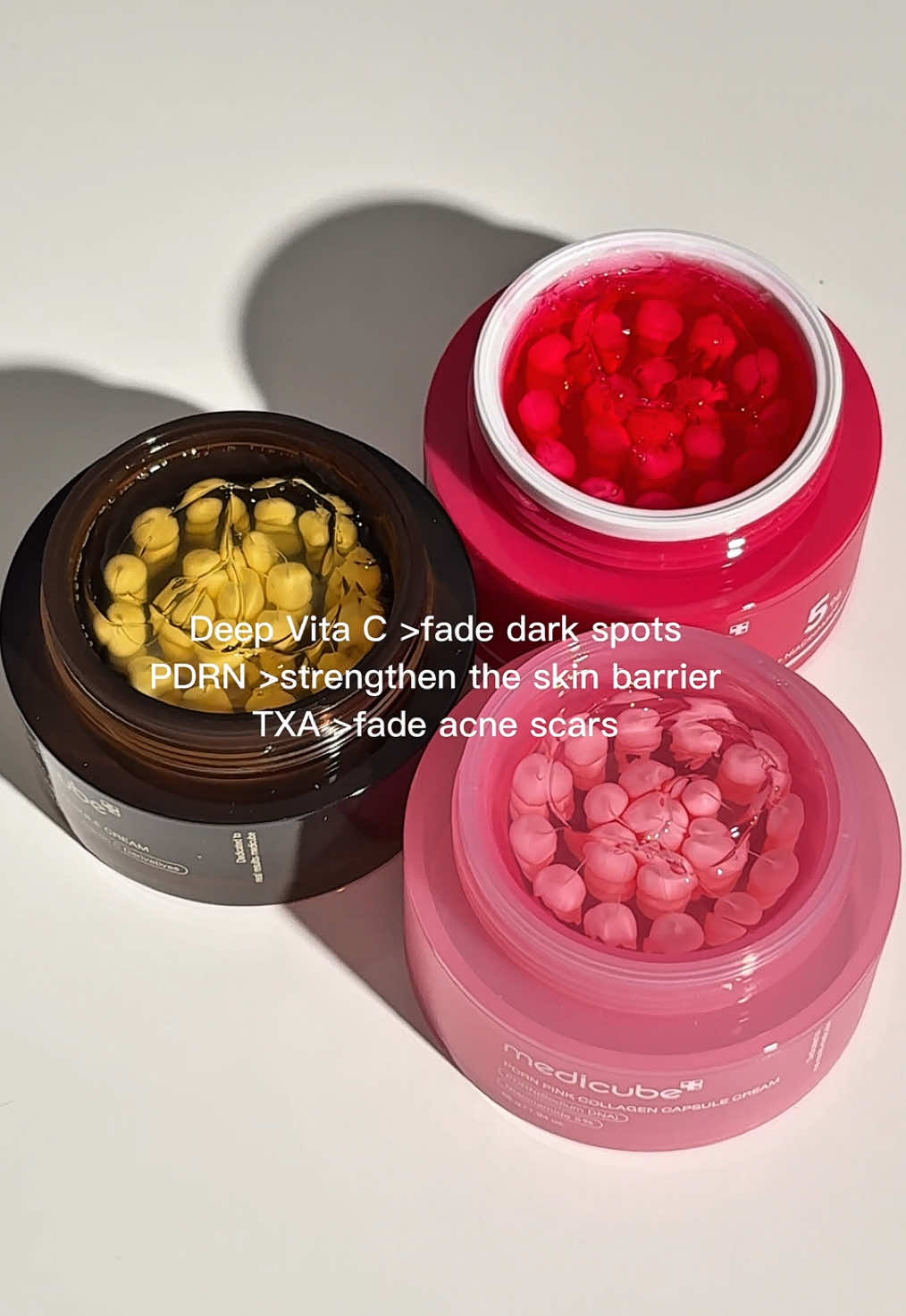 Ever imagined what it’s like to mix capsule cream? 👀  Watch us do the magic for you ✨💫  *Why 