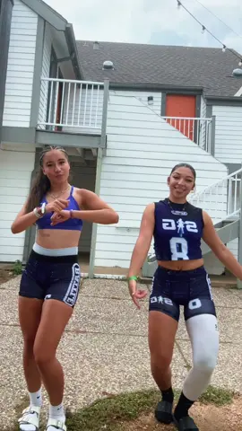 Bbg shake that😼   @Lottie🌸    #fyp #flagfootballgirls #xyzbca 