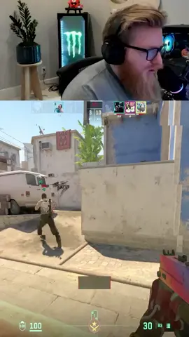 im gonna need 5 gifted after this... #cs2 #counterstrike2 #gaming #fl0m #gamingclips #game #esports #funny #counterstrike #csgo #csgomemes 