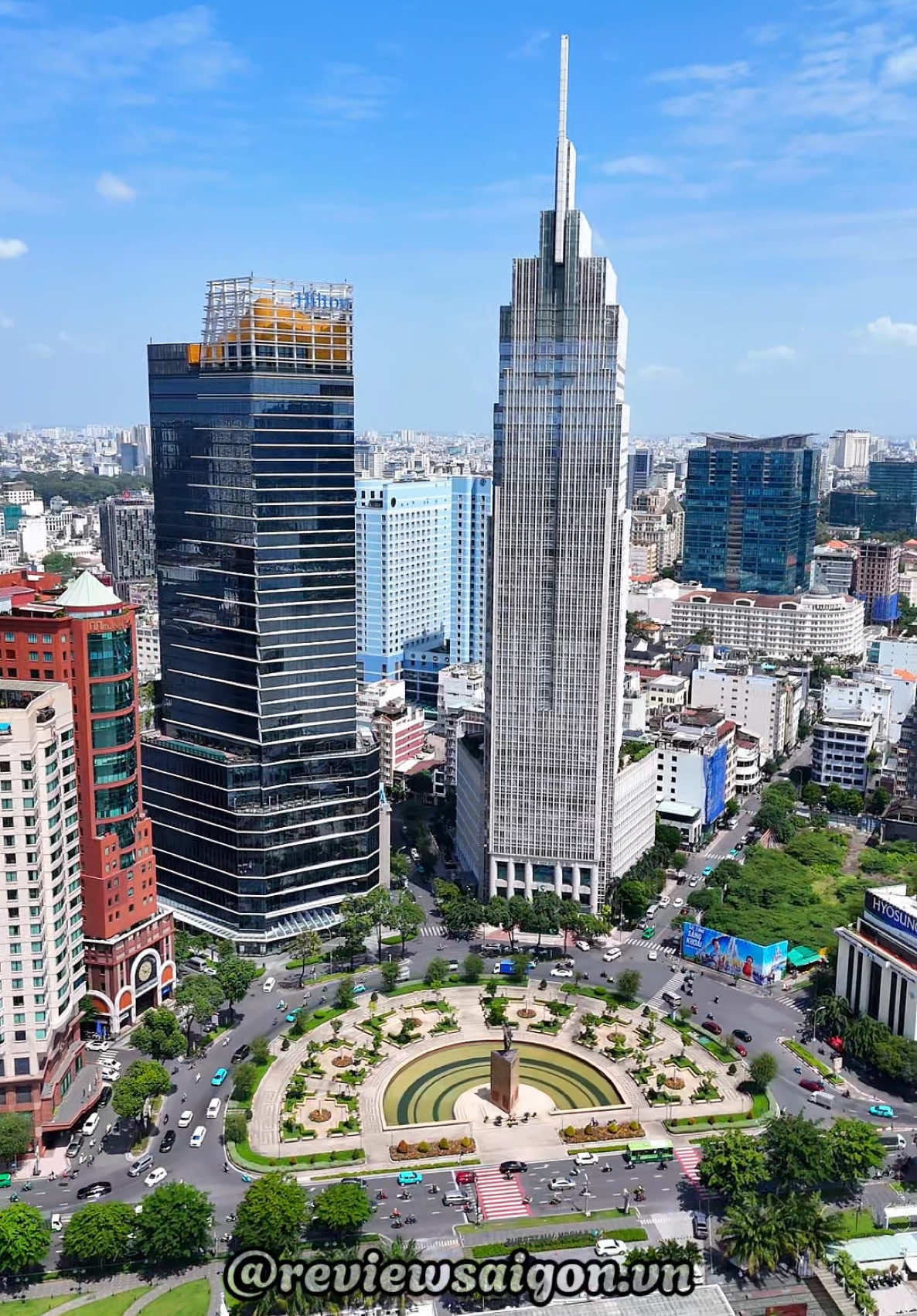 Vietcombank Tower - Toà Tháp Có Kiến Trúc Đẹp Nhất TP HCM #vietcombanktower #toathapdepnhatvietnam #congtruongmelinh #viewtrieudo😍 #trungtamquan1 #reviewsaigon 