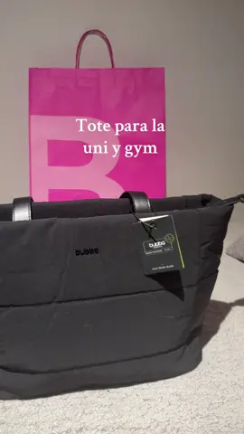 Es de bubba, el modelo es “tote pair travel”                                                #chile #bubba #uni #universidad #tote #bolso #gym 