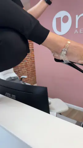 A challenge is a challenge…😏 #nikiminajchallenge #viralvideo #fyp 