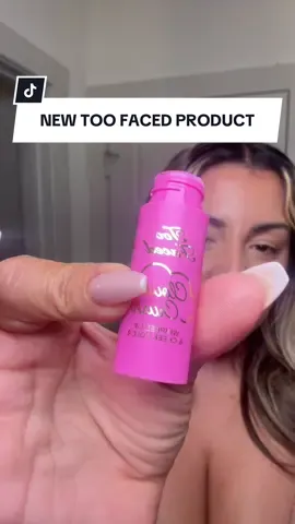 WHO IS GOING TO WEAR THIS SUPER SOFT BOUNCY BLUSH WITH ME!? And a free mascara!????? Sign me uppppp #toofaced #toofacedcosmetics #cloudcrushblurringblush #cloudcrushblush #lipandcheekcolor #multiuseproducts #makeupover30 @Too Faced @Overcast Digital 