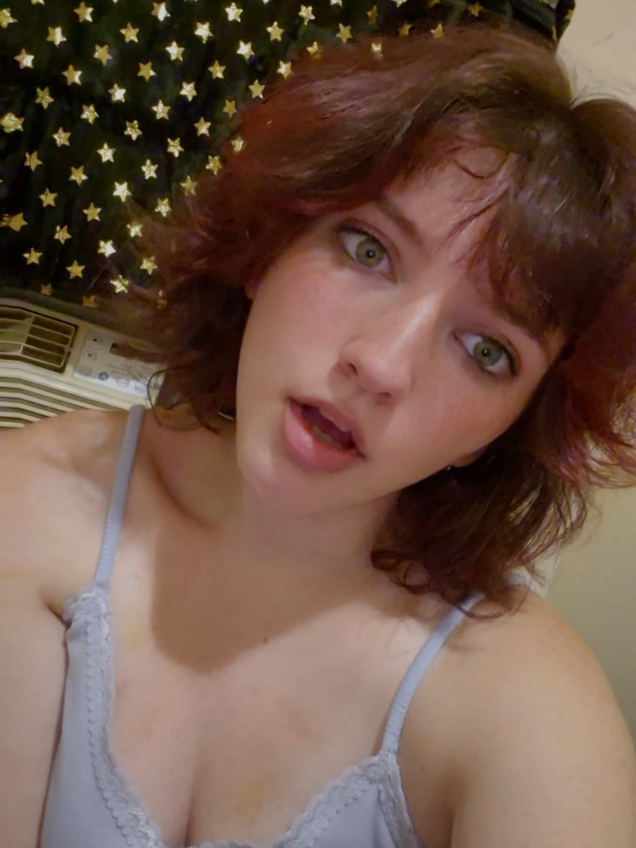 so uhhh chicken butt #pretty #hairdye #foryou #foryoupage #grunge #alt #punk #nonbinary #pretty #cute 