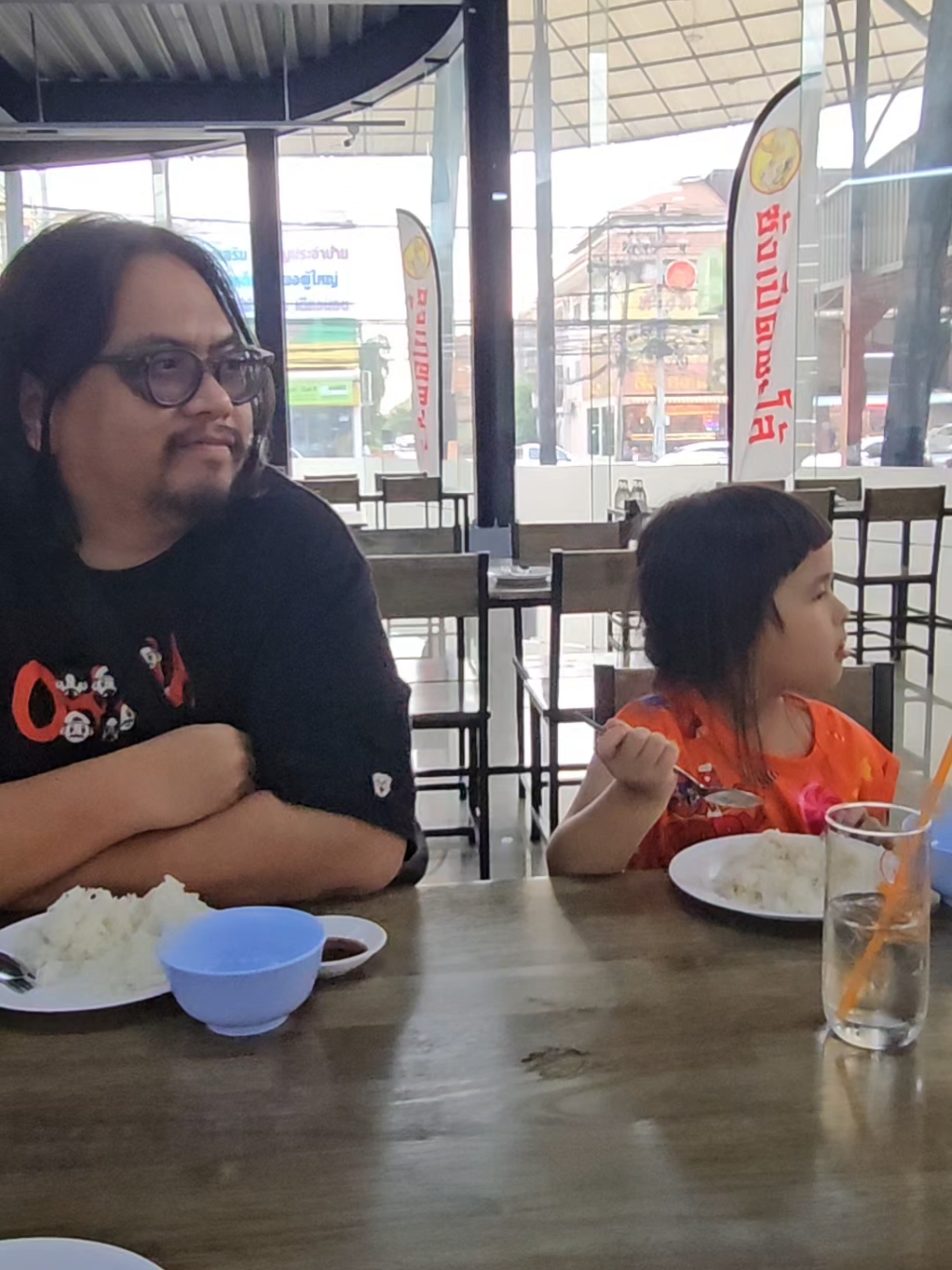 พักตา พักใจ พ่อลูกเขาพักตากัน 555 #น้องเปเปอร์เอง #ลูกสาวคนเดียว #tiktok 
