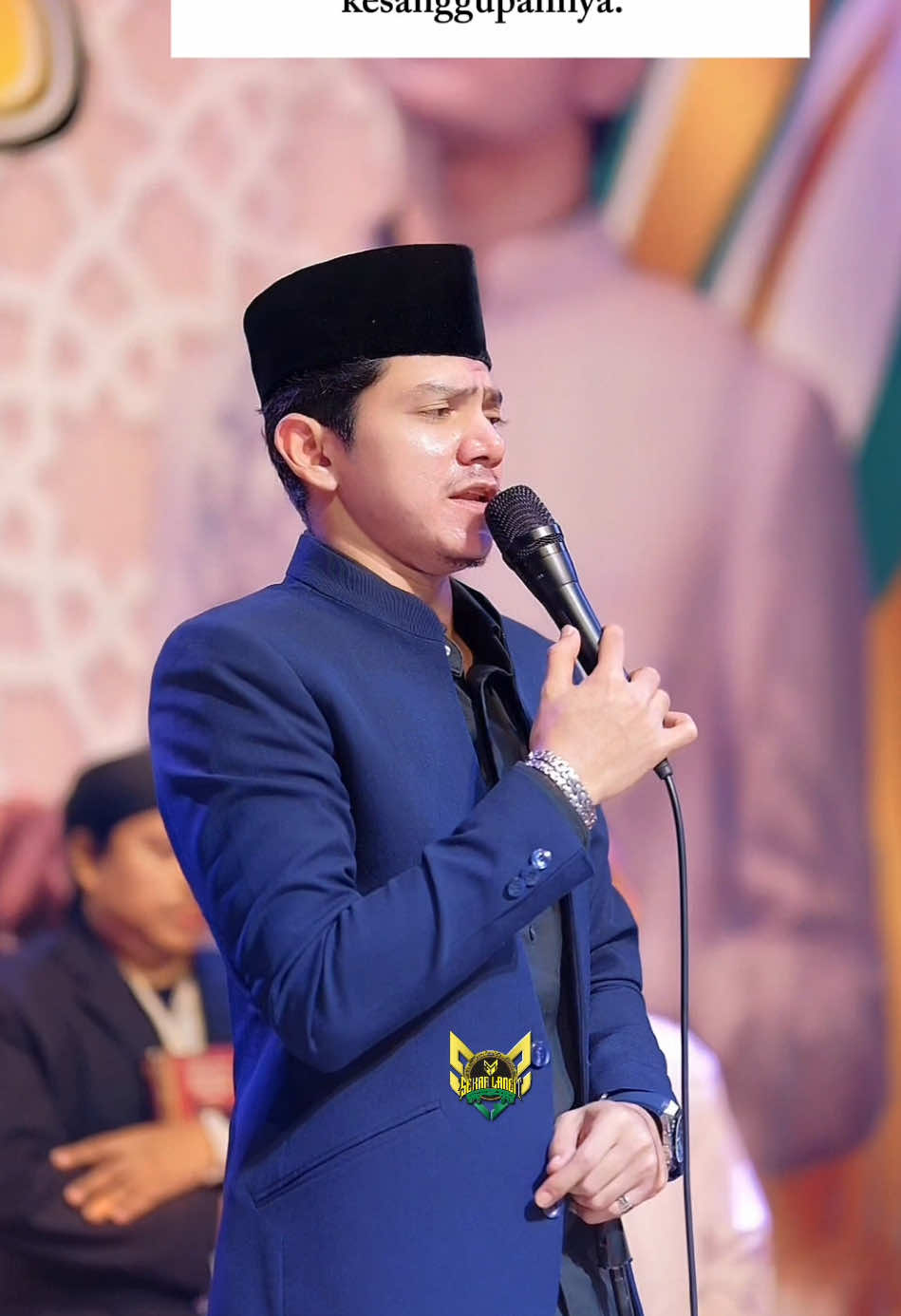 “Allah tidak membebani seseorang  melainkan sesuai dengan kesanggupannya.” #mzy #zaidanyahyaa #fouryoupage #zaidanyahyaaofficial #fyp #quotes #quotesislam 
