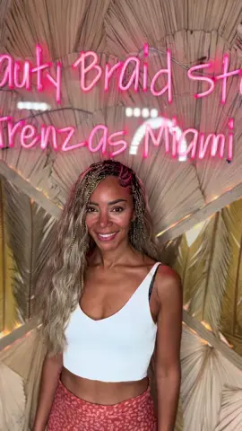 #trenzasmiami #protectivestyles #knotlessbraids #feedinbraids 