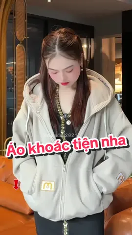 Áo khoác chống nắng chất nỉ dày dặn chống nắng tốt, form nam nữ đều mặc được #aokhoacchongnang #aokhoacnamnu #aokhoacnibong #ngandali  