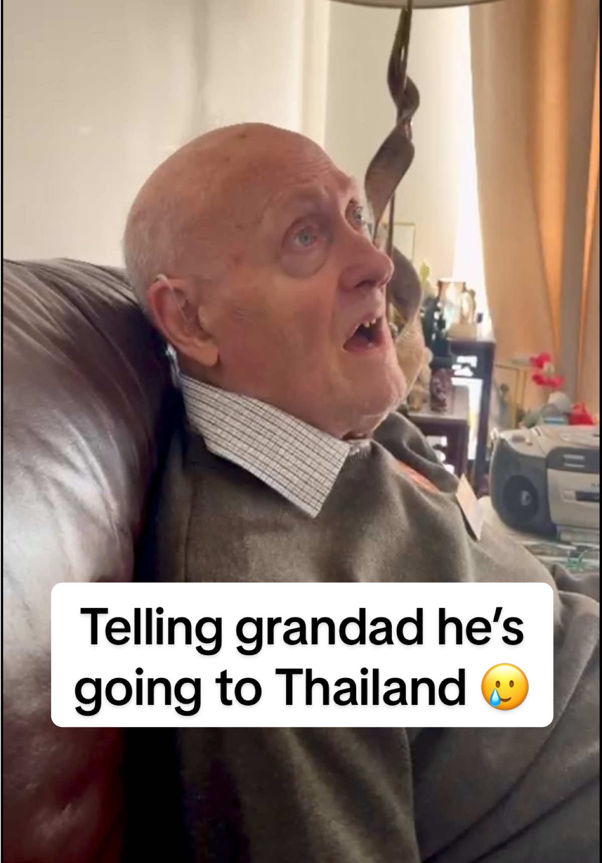 Telling grandad that he’s going to Thailand and that he’ll celebrate his birthday there too 🥹 . . . . . #DementiaAwareness #VascularDementia #DementiaJourney #CaregiverSupport #DementiaCare #LifeWithDementia #DementiaStories #DementiaHope #LoveAndDementia #EverydayMoments #LighterSideOfDementia #FindingJoyInDementia #MomentsThatMatter #HeartwarmingStories #EndTheStigma #DementiaAdvocate  #DementiaSupport #AlzheimersAwareness #AgingParents #Mem#DementiaAwarenessoryCare #ElderCare #DementiaSupportUSA #USCaregivers #AlzheimersAssociation #SeniorLivingUSA #CaregivingStruggles #HeartwarmingMoments   #Dementia #thailand 