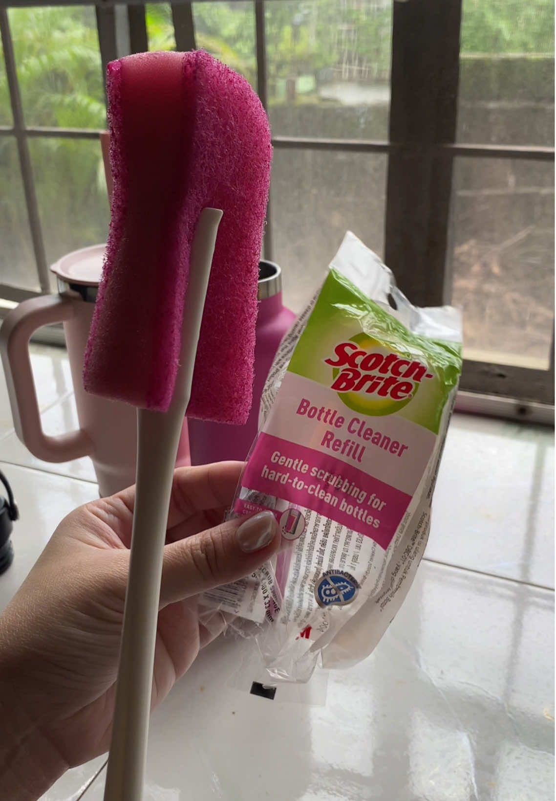 must have! ✨ #bottlecleaner #scotchbrite #essentials 