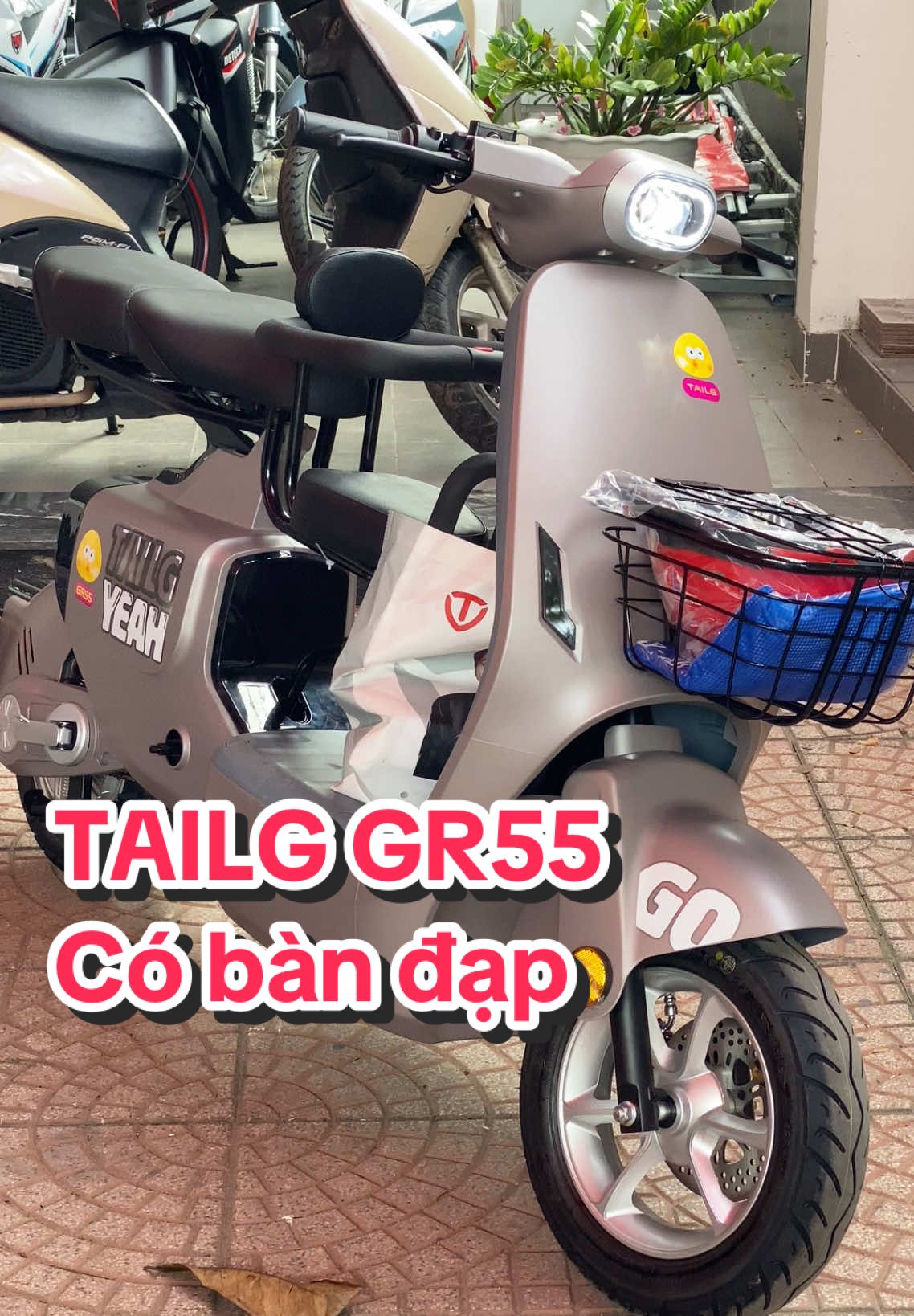 Xe điện TAILG GR55 có bàn đạp cho các bạn học sinh vi vu đây 😚😚😚 #tailg #gr55 #xedapdien #xemaydien #xedien #xedienthongminh 