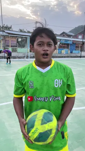 Next siapa lagi yang bisa nepis tendangan guaaa!! #fyp #futsal #sepakbola #omped_visual #tutorial 