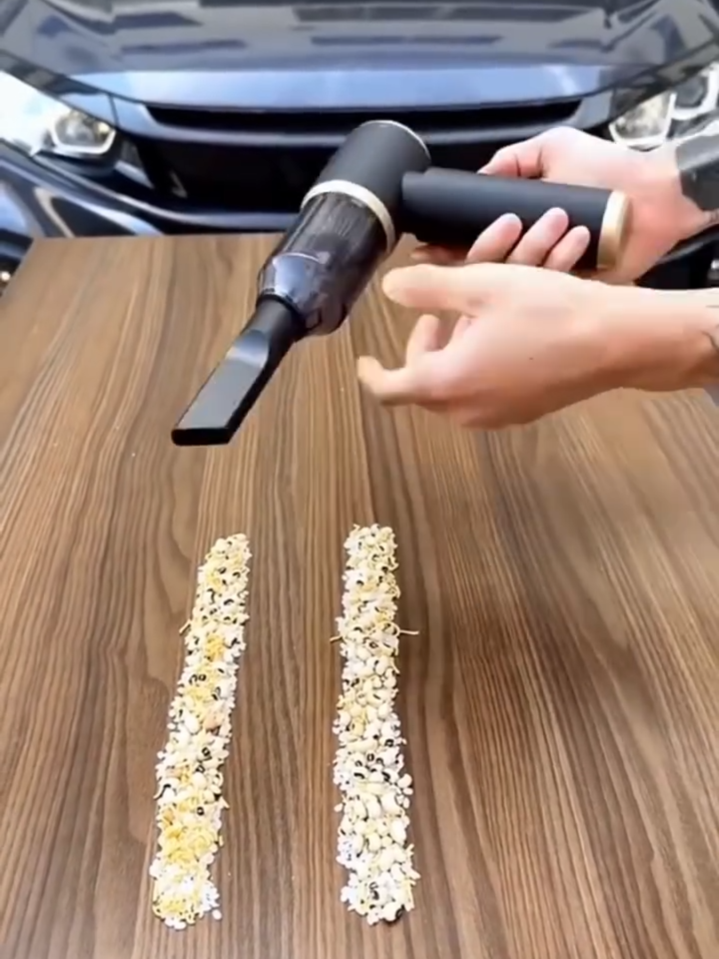 Handheld Car Vacuum Cleaner Link in my bio!!! #fypp #LifeHack #tiktokmademebuyit #car #vacuum #clean