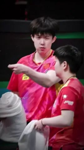 🦁: -đối thủ bắt nạt anh kìa~.                     - đánh mạnh lam á.                                   🦈: - được òi để em                                  sau trận đấu~.                                             🦁: - oaaaa nãy em ngầu mà đánh mạnhhh như này nàyyy, đúng là Sha tổng nhà toi 💪🏻.                                        🦈: 🤭🤭🫣 #shasha #tondinhsa #yeye #vuongsokham #tondinhsavuongsokham #cp #shatou🦁🦈🏓❤ #capcut 