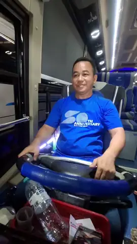 macet parah Jakarta-Jogja ya naiknya bis Sumber Alam aja Sumber Alam teman setia perjalanan anda #sumberalamkeluargadiperjalnananda  #ayonaikbus  #bussumberalam 