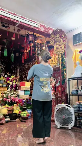 Chờ đón mở phủ cho cô con gái cụa tui🥰#CapCut #thunhanghongphuclinh #tamphucongdongtuphuvanlinh #hầu_đồng_nét_đẹp_tâm_linh #haudongtamtuphu #tứphủvạnlinhn #tamphucongdong 