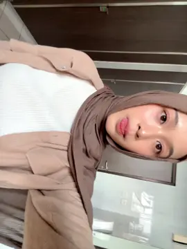 😠