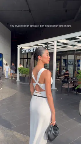 Hình như bị mặp mặp thì phải 😗 #conganlifestyle #OOTD #outfit #allwhite #casual #loveyourself❤️ 