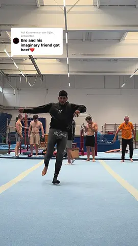 Antwort auf @Djjax  | Tag someone with big problems | Part 2 😅  Mr Sus shadow is really strong and he likes Happy Endings🥴 #mrsus #patrox #gym #shadowfight #funny #comedy #stuntman  