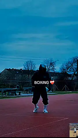 #boxing🥊 #boxingdance🥊🕺🏽 #footwork #foruyou #boxingmotivation #fyyyyyyyyyyyyyyyy #uktiktok🇬🇧uk #unfreezemyacount 