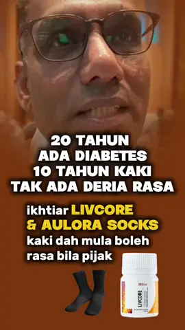 📞019,693,0323 Mr Sivamani dah 20 tahun kena diabetes, akibat dari itu juga dah 10 tahun Mr Siva tak ada DERIA RASA pada tapak kakinya.  Setelah ikhtiar AULORA Socks Dan juga Livcore, Mr Siva buat pertama kakinya masuk bilik air Dan rasakan air yang mengalir di bawah kakinya.  Alhamdulillah  TQ BEians for sharing. Disclaimer : Catatan dan gambar ini berdasarkan keputusan individu dan tidak ditunjukkan untuk membuktikan bahawa ia dapat menyembuhkan / merawat penyakit. Sila rujuk doktor anda untuk sesi rawatan dan konsultasi penyakit. #diabetes #aulorasocks #livcore #sarafkaki 