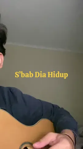 S’bab Dia Hidup Anak Allah Yesus namaNya Menyembuhkan menyucikan Bahkan mati tebus dosaku Kubur kosong membuktikan Dia hidup Sbab Dia hidup ada hari esok Sbab Dia hidup ku tak gentar Krna ku tahu Dia pegang hari esok Hidup jadi berarti sbab Dia hidup #sbabDiahidup #worship 