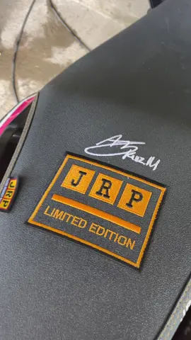 ORIGINAL JRP LIMITED EDITION SEAT COVER / GOLD LOGO JRP LIMITED EDITION MAY TAHI / LIHA SEAT COVER / NMAX / AEROX / ADV / PCX / MIO SPORTY / SOULTY / MIO | 125 / HONDA CLICK / TMX / XRM / SUZUKI BURGMAN / RAIDER / SHOGUN / SMASH