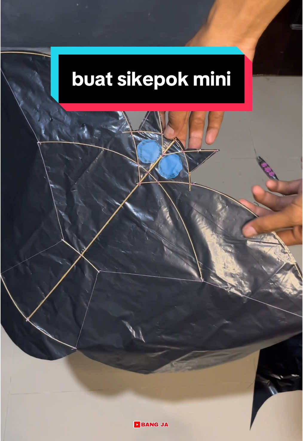 gabut buat layangan sikepok mini #petualang #layangan #layanglayang #musimlayangan #fyp #fypage #trending 
