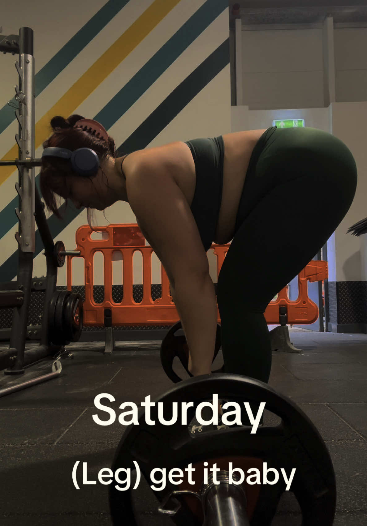My gym is getting refurbished but honestly leg day stops for no one x #fyp #foryoupage❤️❤️ #legdayworkout #legday #saturdayworkout #amputeeworkout #amputee #amputeegirl #girl #redhead #GymTok #gym #saturdaygym #gymgirlsoftiktok #trendingsound #legsgetit #squat #rdl @AYBL hi love you x 