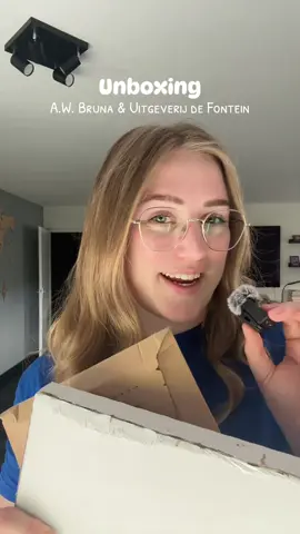 Weer een nieuwe unboxing video! Dankjewel @Boeklovers 📚 & @uitgeverijdefontein voor het toesturen van deze boeken!  @Chinouk Thijssen #unboxing #BookTok #booktoknl #boektok #boektoknl #thrillers #thrillerbooks #suzannevermeer #chinoukthijssen #readingnurse 