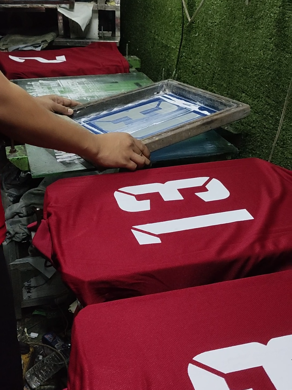 #jersey #foryou #mhsilkscreenprinting #fvpシ #footballtiktok #silkscreenprinting #silkscreenprintingmyanmar 