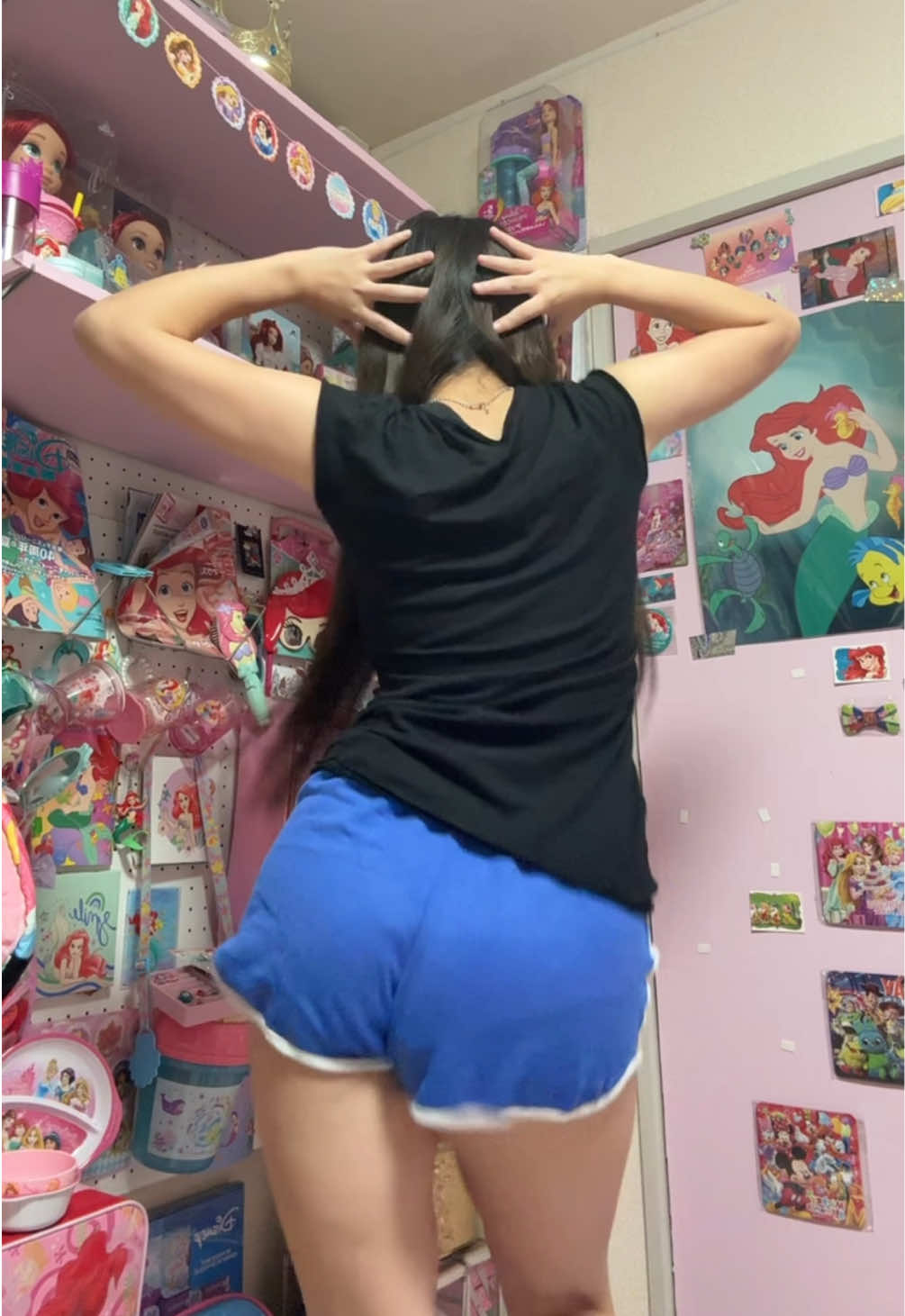パジャマで後ろ向きやってみた♡ #おすすめ #運営さん大好き 