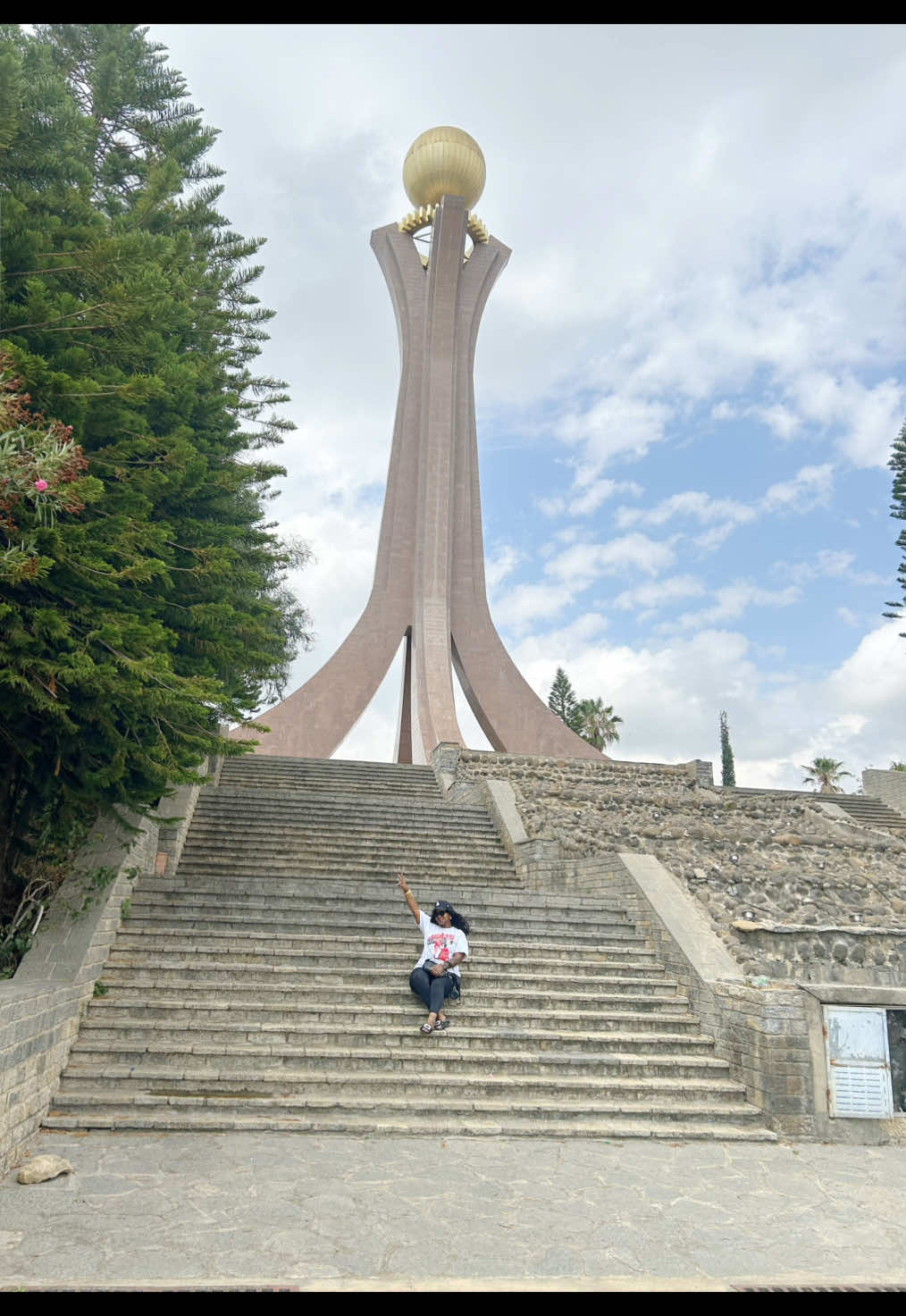 📍 Mekelle መቐለ Located in the heart of Mekelle, the Tigray Martyrs Memorial Museum was constructed as a tribute to those who died in Ethiopia’s past conflicts, particularly people who fought with the Tigray People’s Liberation Front (TPLF) against Ethiopia’s military regime, the Derg, which ruled from 1974 to 1991.  I highly recommend to visit the museum next to the monument as well .  #tigraytiktok🇻🇳🇻🇳tigraytiktok #tigraytiktok #ethiopian_tik_tok #History #tigrayhistory 
