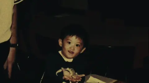 [ 02.08 ] - happy early birthday mark lee. i hope your life is filled with as much love and affection as u give us. stay the mark i know with your funny laugh. be healthy and happy always babe!! i love u always and forever💗 #mark#fyp 
