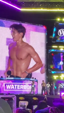 Monsta X Waterbomb Busan 2025 💦🔫 SHOWNU WTF!! #monstax #monstaxwaterbomb #waterbomb #waterbombbusan #waterbomb2025 #monstax몬스타엑스 #monstax_official #monstaxmonbebe #fyp 