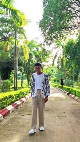 #editလေးသဘောကျလို့🖤✨ #myanmartiktok🇲🇲🇲🇲 #သီချင်းလေးကြိုက်လို့ပါ #fyp #😍😍😍 
