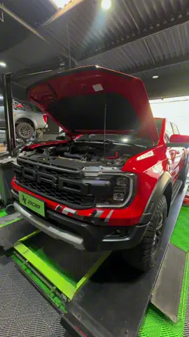 Primeira ranger raptor do Brasil !!  @bdmperformance.recife   #rangerraptor #raptor #stage2 