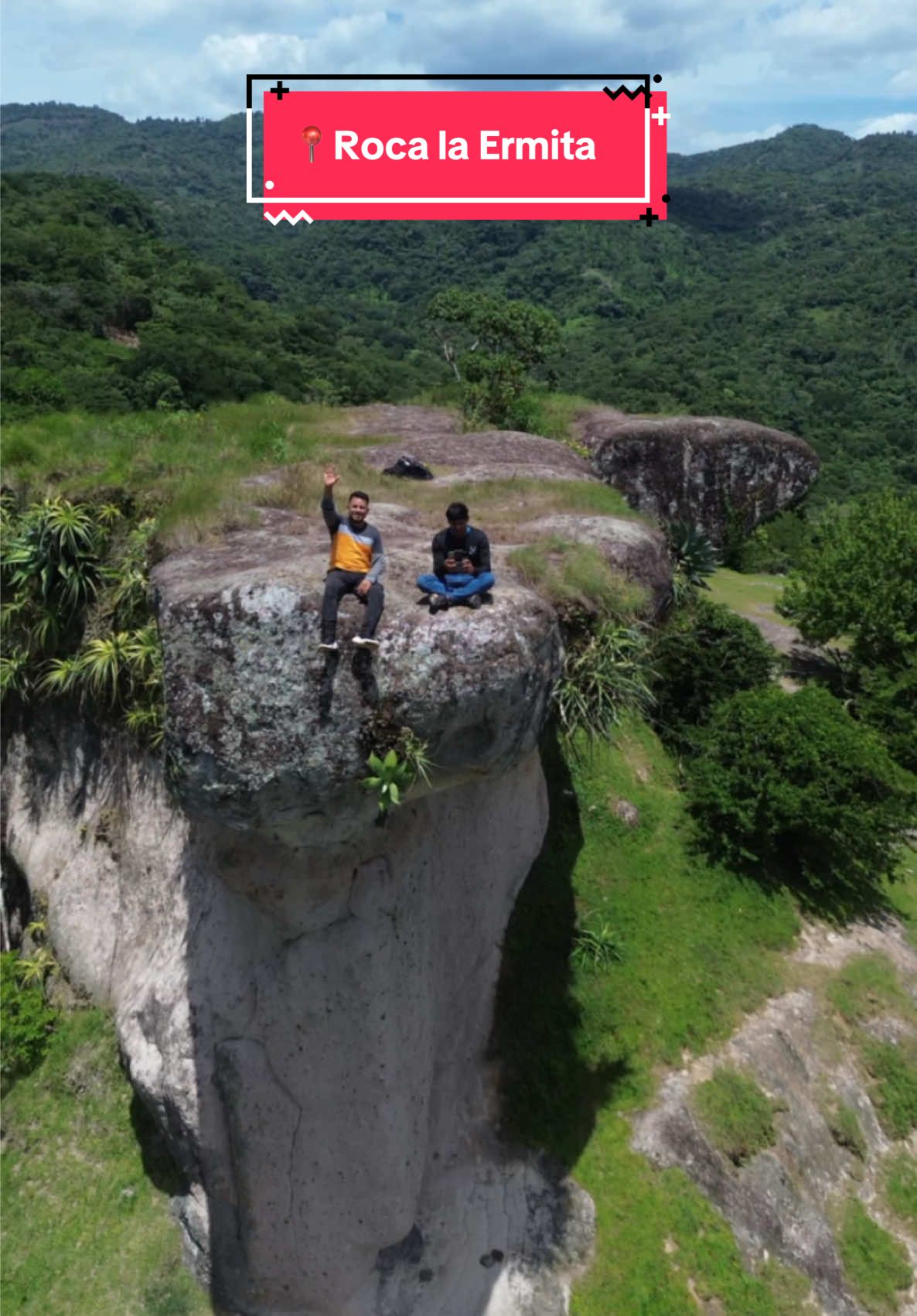 Lugares increíbles en El Salvador 🇸🇻 que nadie te muestra, Roca la Ermita, en Corinto Morazan #lugaresparavisitar #turismoelsalvador #aventuras #lugaresincreibles 