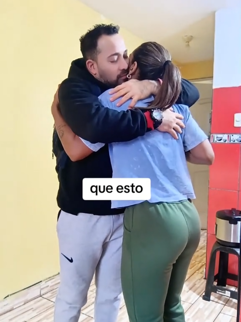 Parece igual, pero no lo es. No te confundas.  #videodepareja #pareja #amor #respeto #paz #hogar @Ale💪 