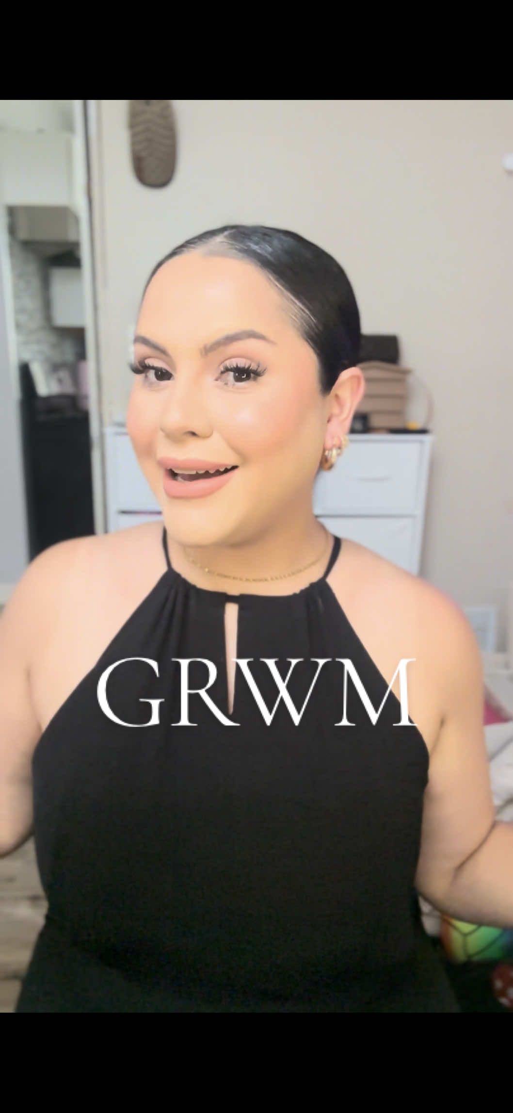 #grwm #grwmroutine #makeup #momtok #contentcreator #latinacontentcreator 